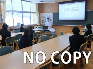 12月15日2年生対象の薬物乱用防止教室(3)