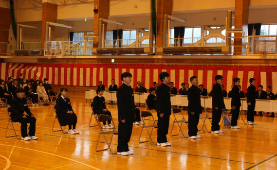 憧れの門をくぐり、中学生へ